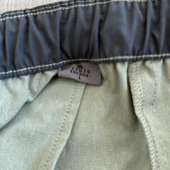 Quicksilver Short - Picture 4 of 4